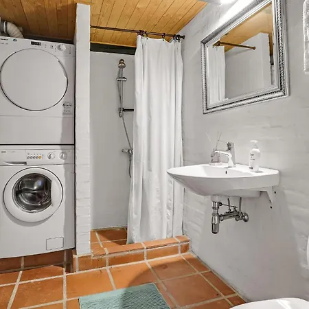 Awesome In With Sauna 펜션 Ebberup